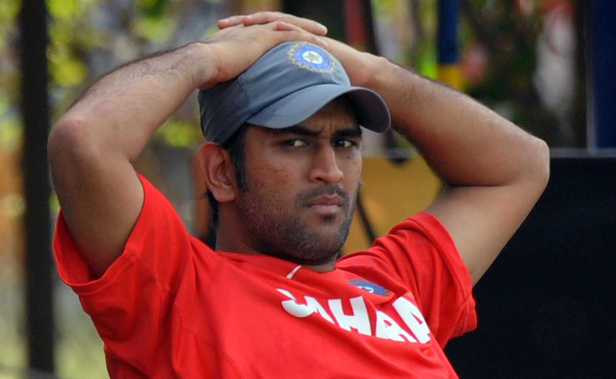 MS Dhoni Indian cricket captain helicopter shot wicketkeeper Chennai Super Kings
