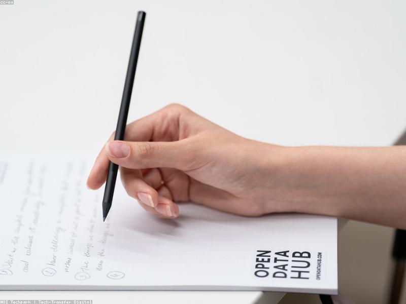 Using Claude AI to summarize long documents